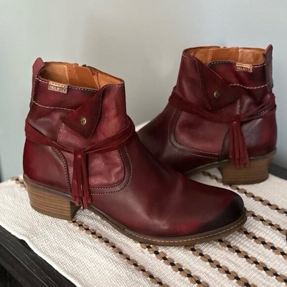 Pikolinos red ankle boots. Size 41 euro - Picture 6 of 7
